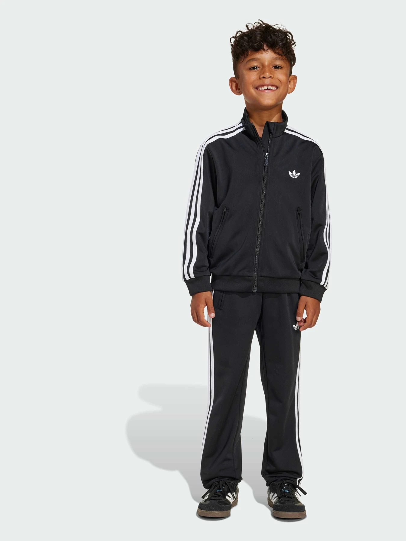 Костюмы Adidas модель KD3299 Костюмы Adidas модель KD3299 Фото