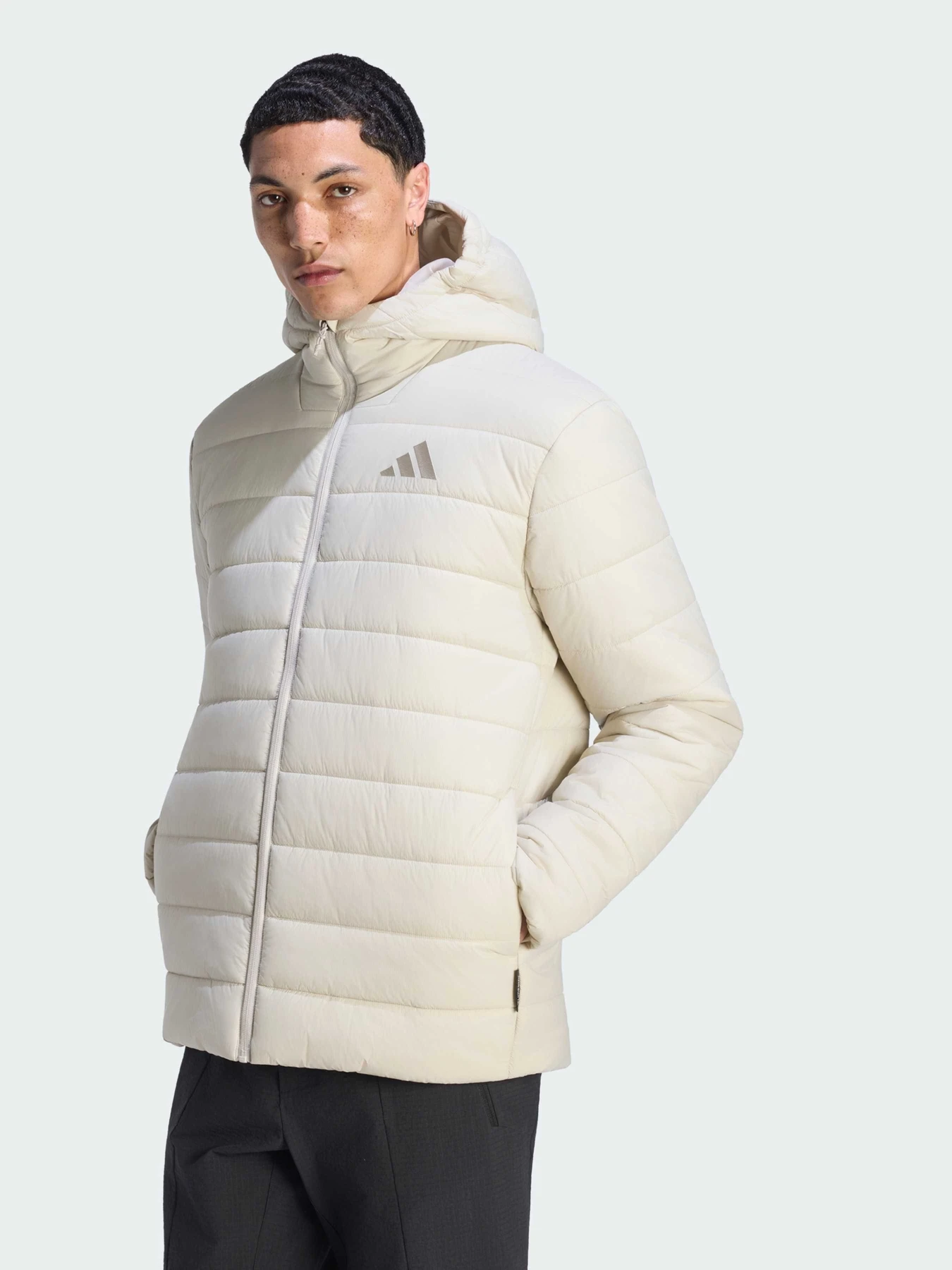 Куртки та дублянки Adidas Adidas Essentials модель KX4224 Фото