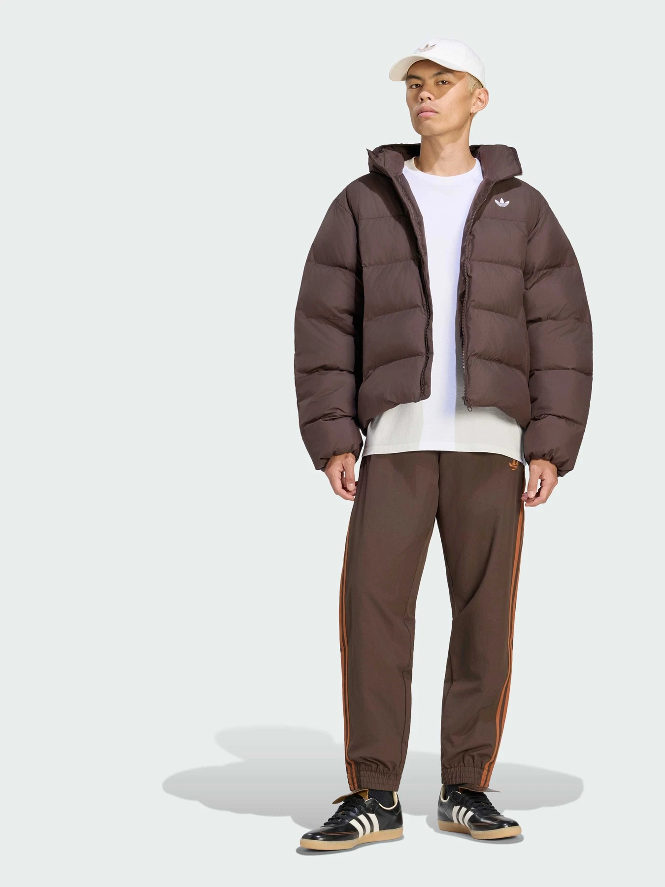 Куртки и дубленки Adidas модель KR7197 Фото