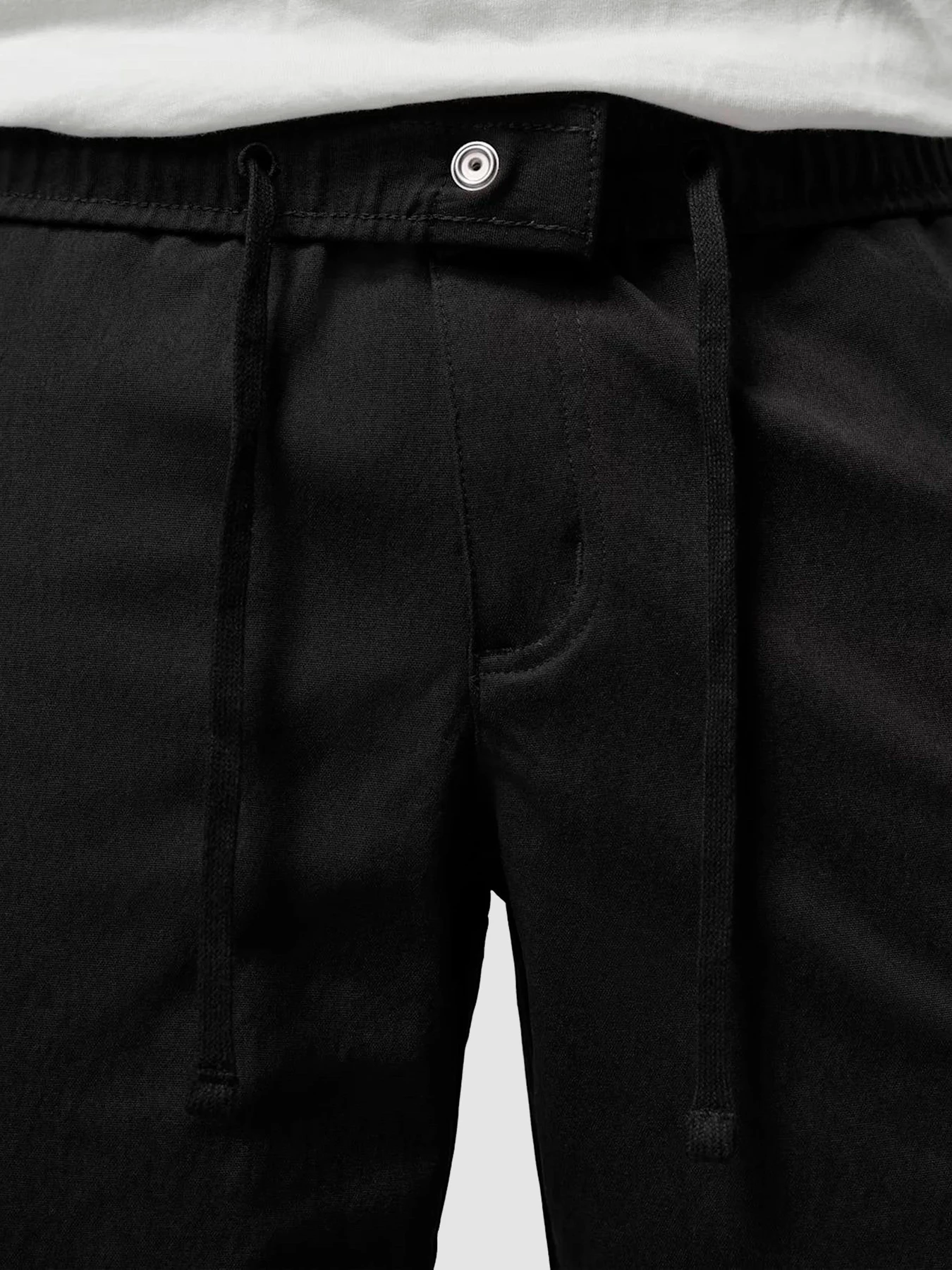 Брюки Jordan M J Flt Ess Pant модель IF1818-010 Брюки Jordan M J Flt Ess Pant модель IF1818-010 Фото