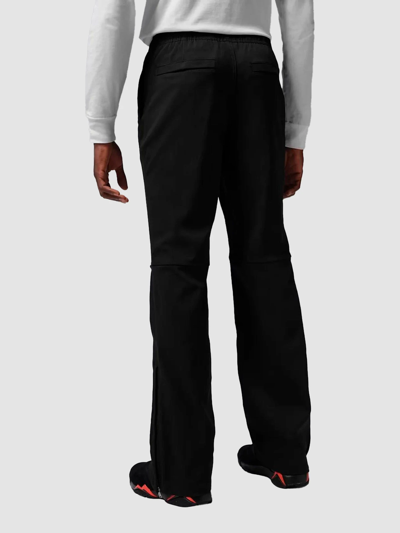 Брюки Jordan M J Flt Ess Pant модель IF1818-010 Брюки Jordan M J Flt Ess Pant модель IF1818-010 Фото