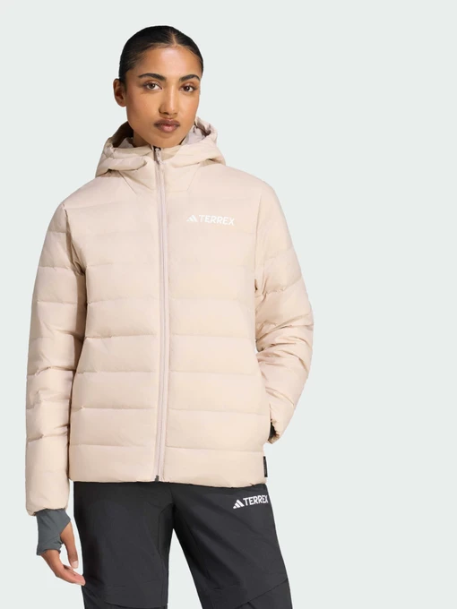 Куртки и дубленки Adidas Adidas Essentials модель KB2150 Фото