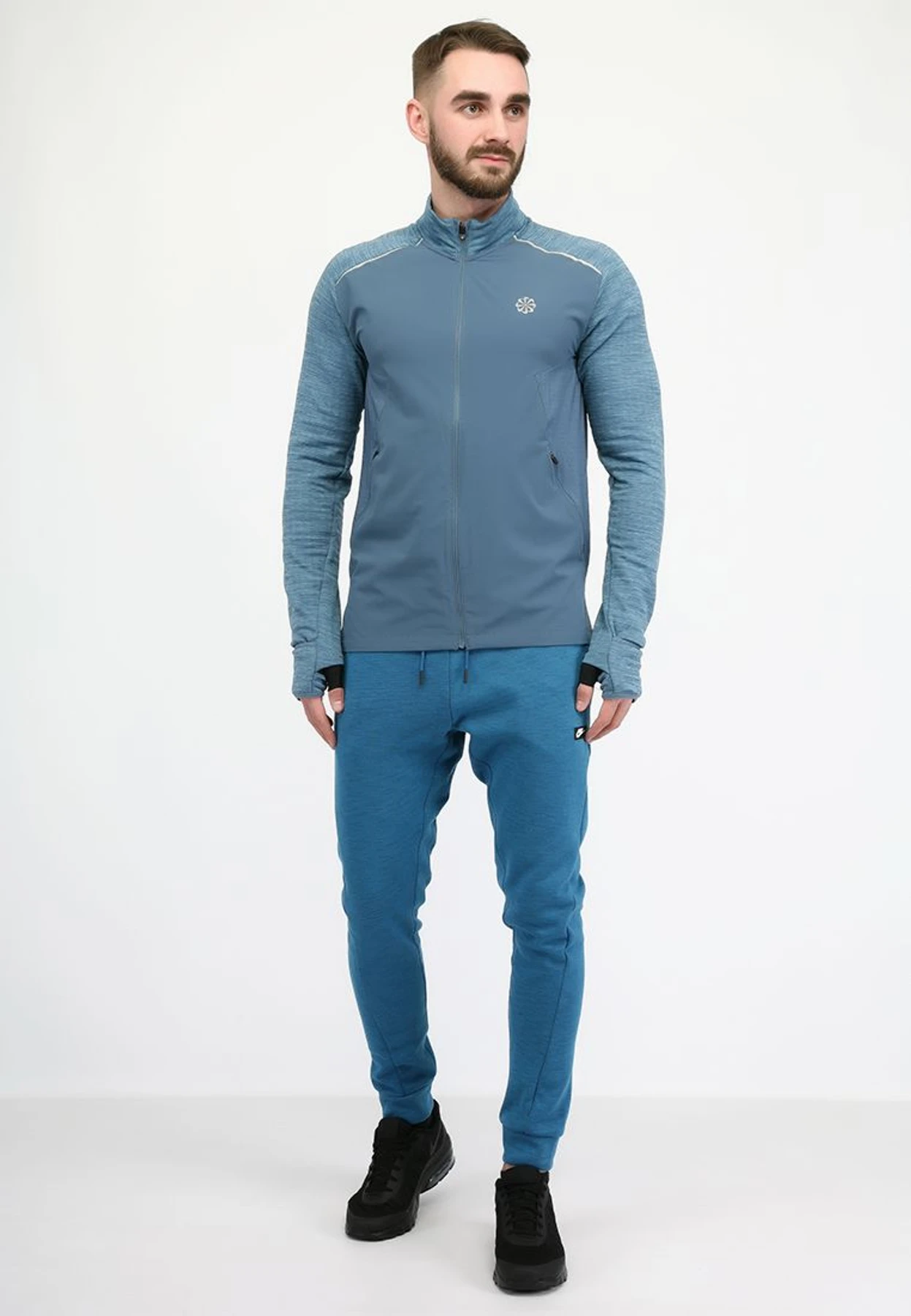 Худі та світшоти NIKE SPHERE TOP модель CJ5680-418 Худі та світшоти NIKE SPHERE TOP модель CJ5680-418 Фото