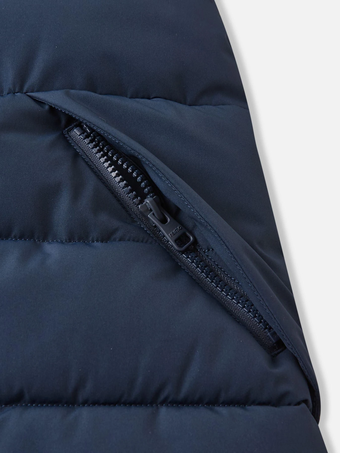Куртки и дубленки REIMA Luvia модель 5100420A-6980 Куртки и дубленки REIMA Luvia модель 5100420A-6980 Фото