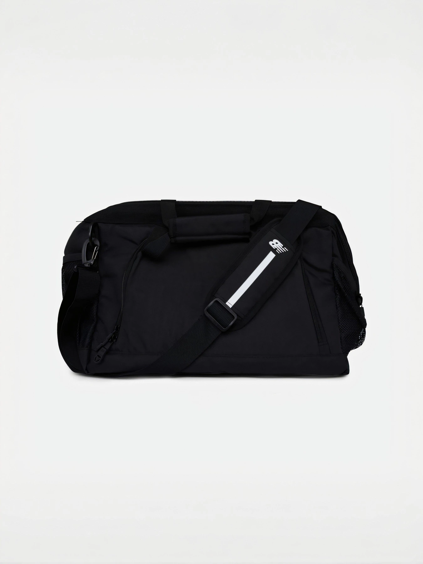 Сумки New Balance модель WFBTMB5BKW Сумки New Balance модель WFBTMB5BKW Фото
