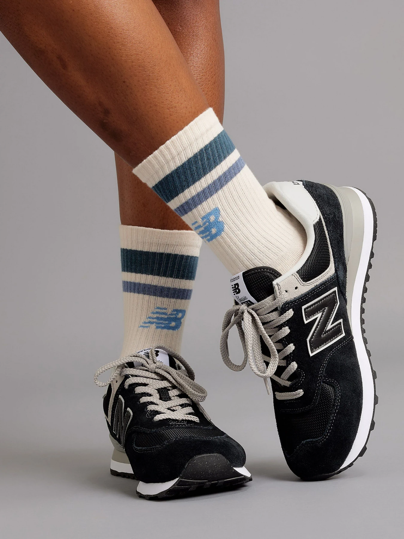 Кроссовки New Balance модель ML574EVB Фото
