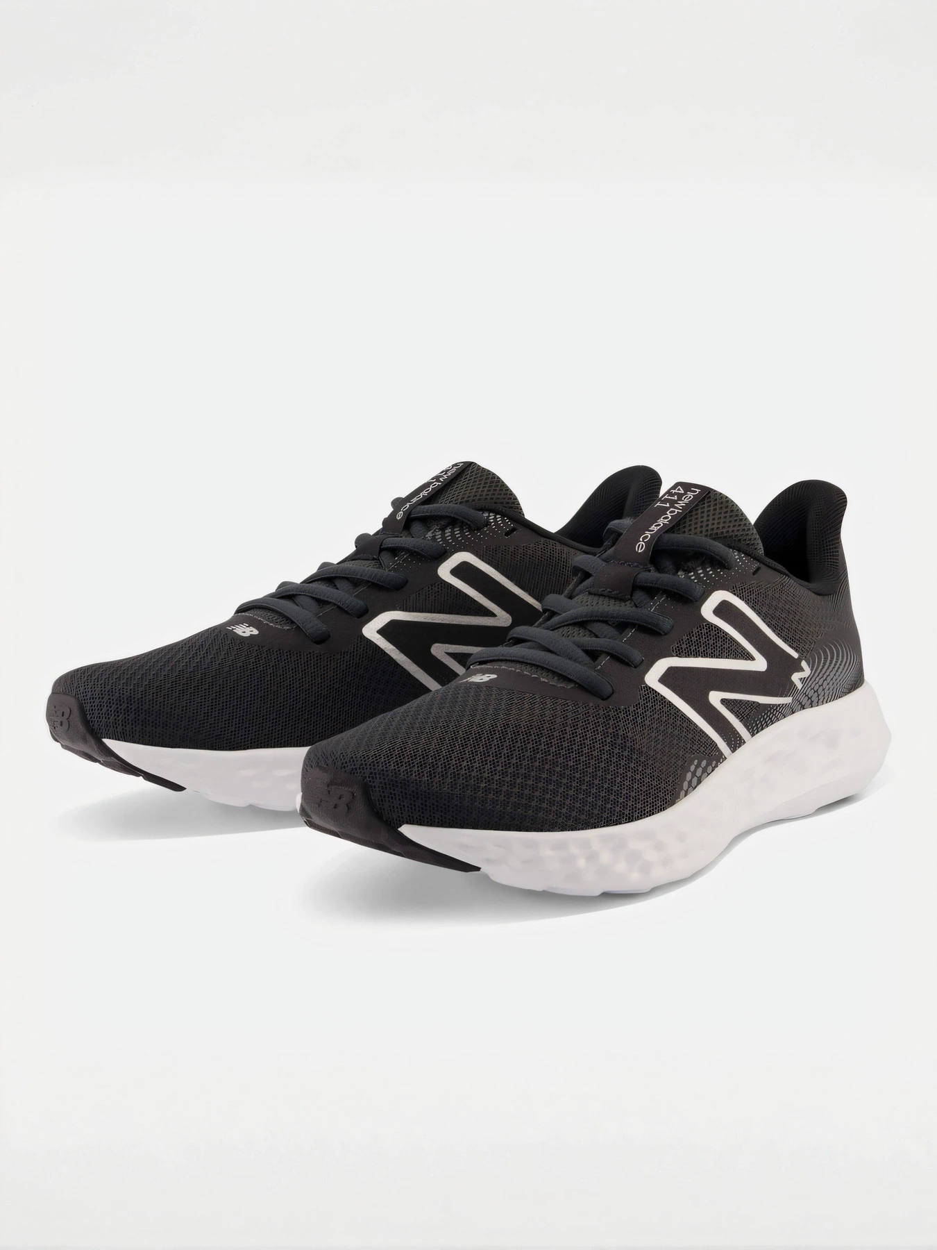 Кроссовки New Balance модель W411LB3 Кроссовки New Balance модель W411LB3 Фото