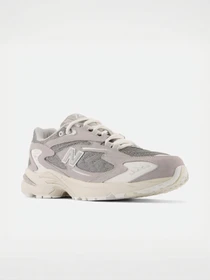 Кросівки New Balance модель ML725AA Фото