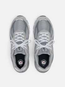 Кроссовки New Balance модель U990GR4 Фото