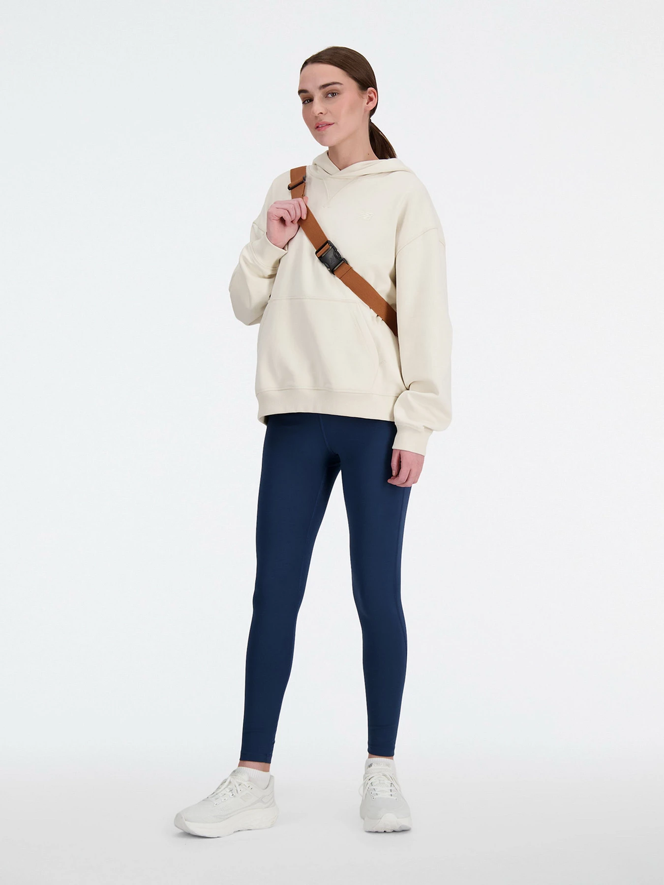 Худи и свитшоты New Balance модель WT41537LIN Фото