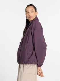 Куртки и дубленки New Balance модель WJ43506PLN Фото