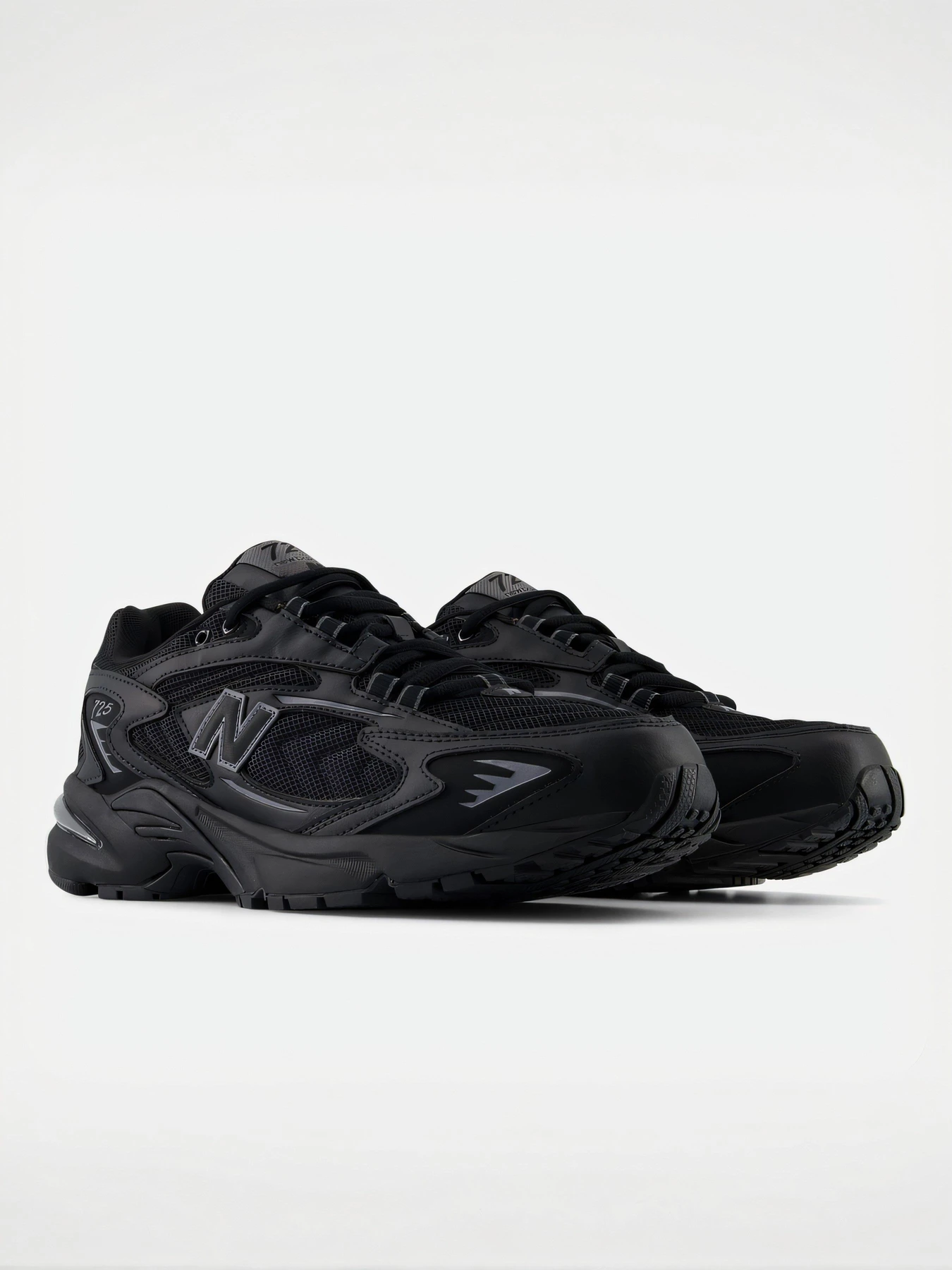 Кросівки New Balance модель ML725CB Фото