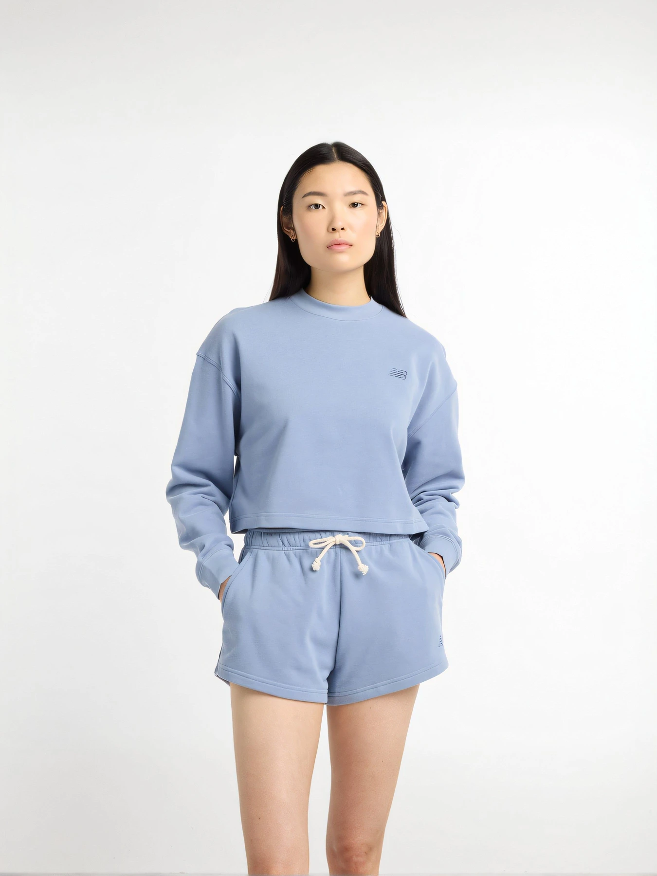 Худи и свитшоты New Balance модель WT51514DUS Фото