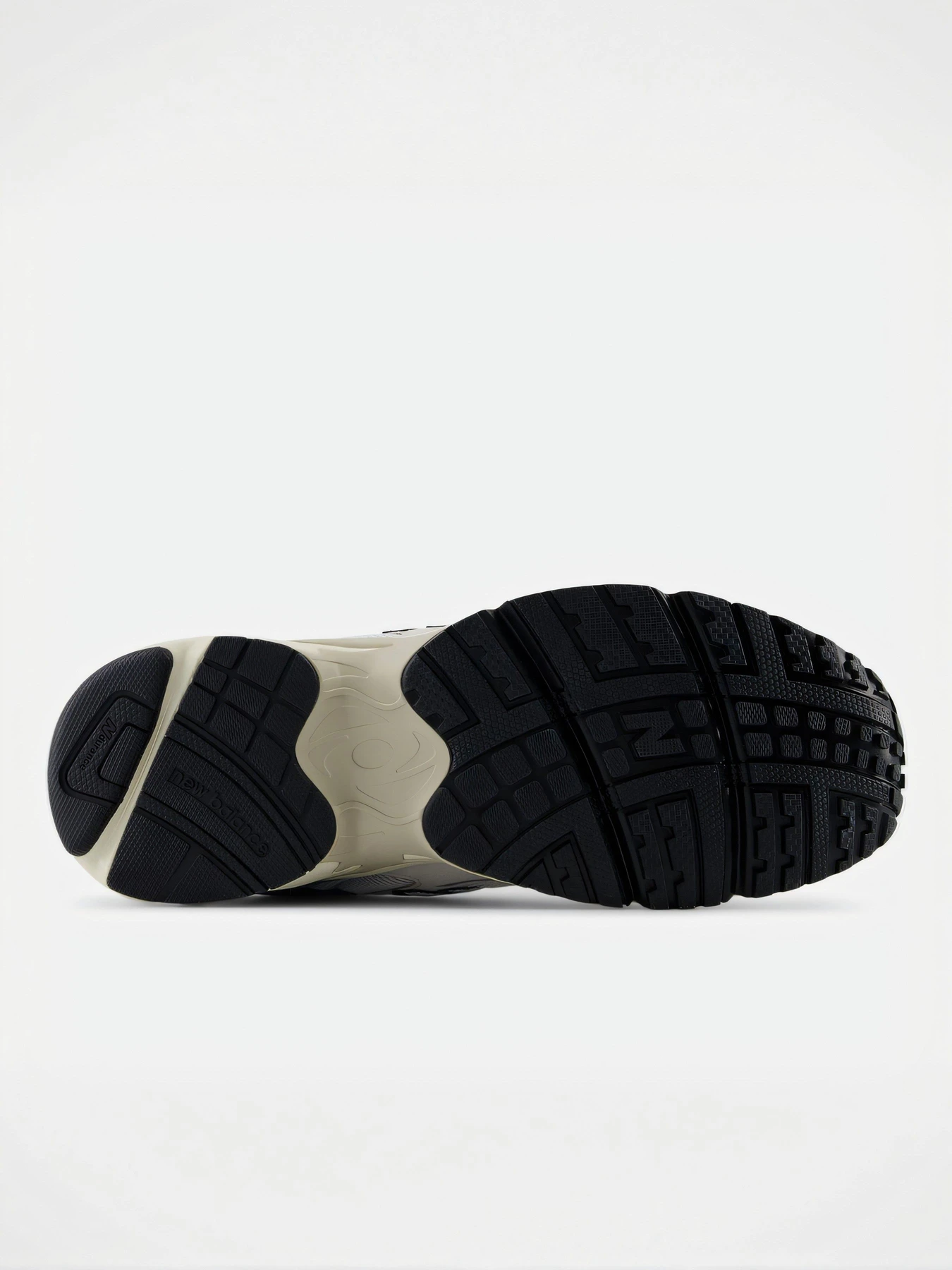 Кросівки New Balance модель ML725CM Фото