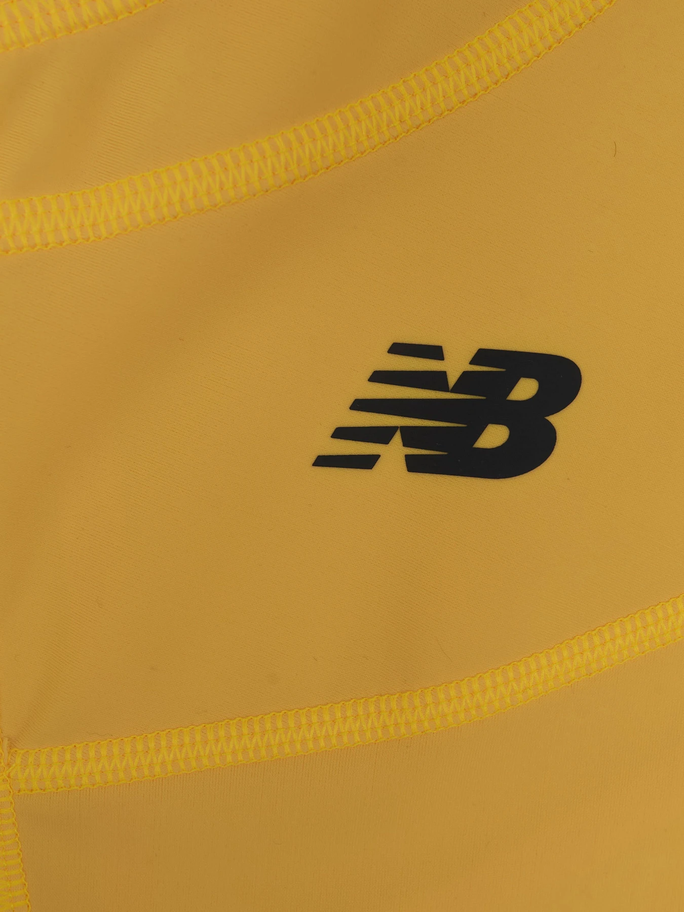Худи и свитшоты New Balance модель MT231756EYK Худи и свитшоты New Balance модель MT231756EYK Фото