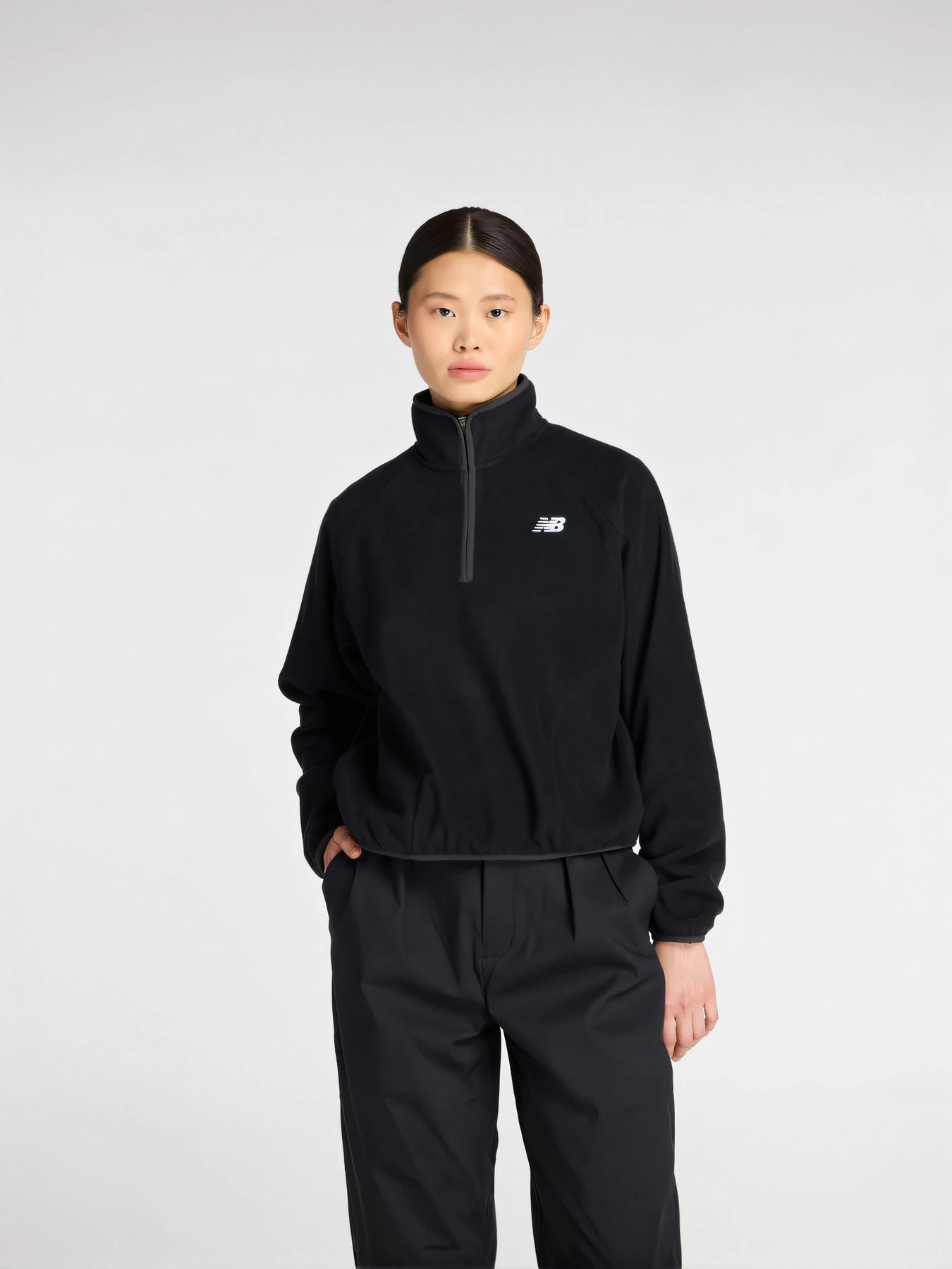 Худи и свитшоты New Balance модель WT53512BK Худи и свитшоты New Balance модель WT53512BK Фото