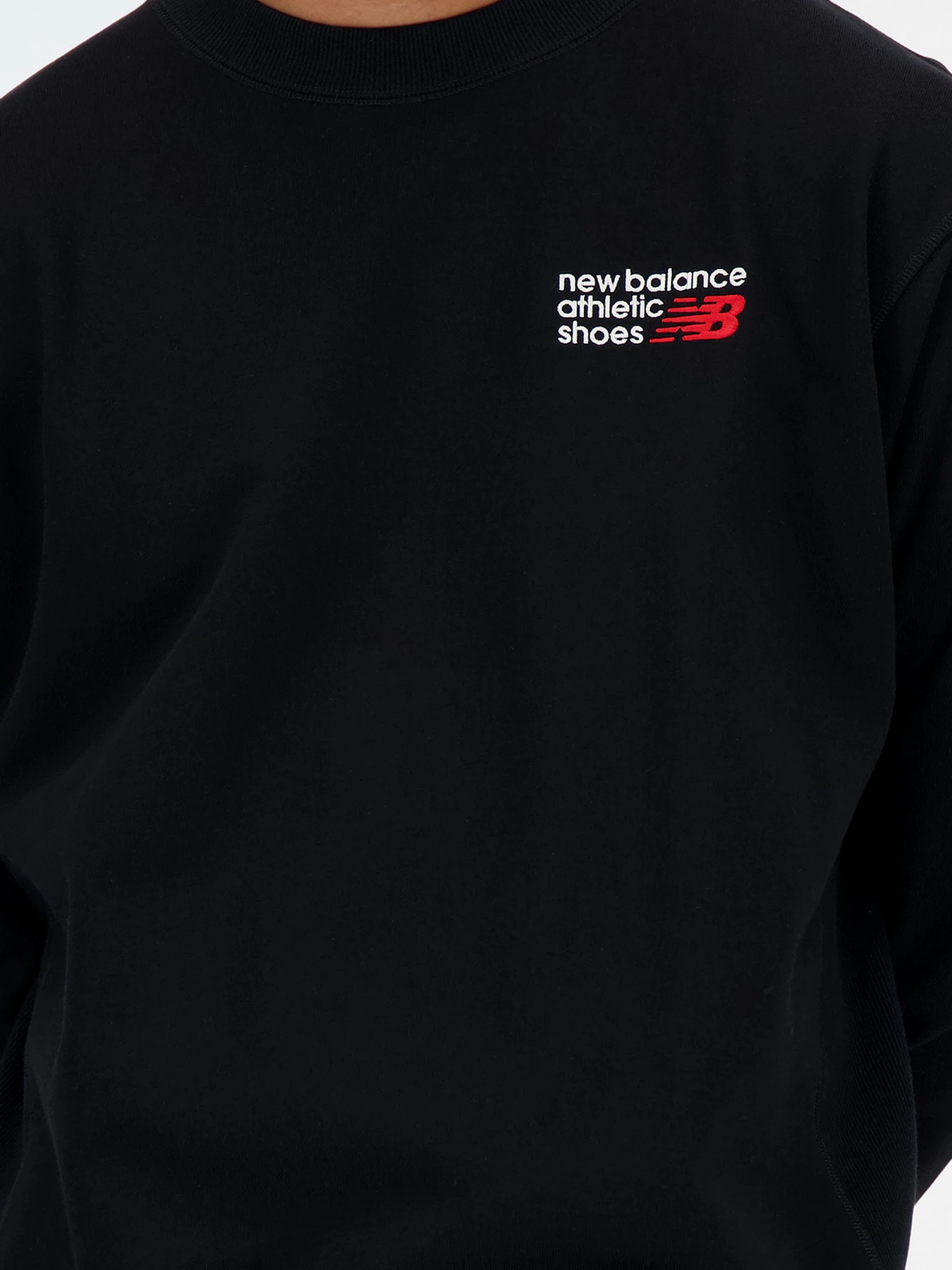 Худи и свитшоты New Balance модель MT41547BK Худи и свитшоты New Balance модель MT41547BK Фото