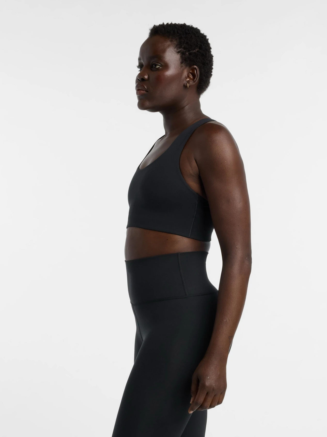 Футболки и поло New Balance модель WB51053BK Фото
