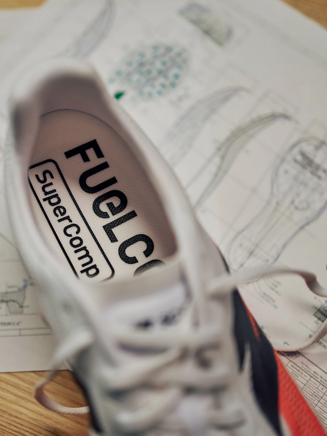 Кроссовки New Balance модель WRCELLR5 Кроссовки New Balance модель WRCELLR5 Фото