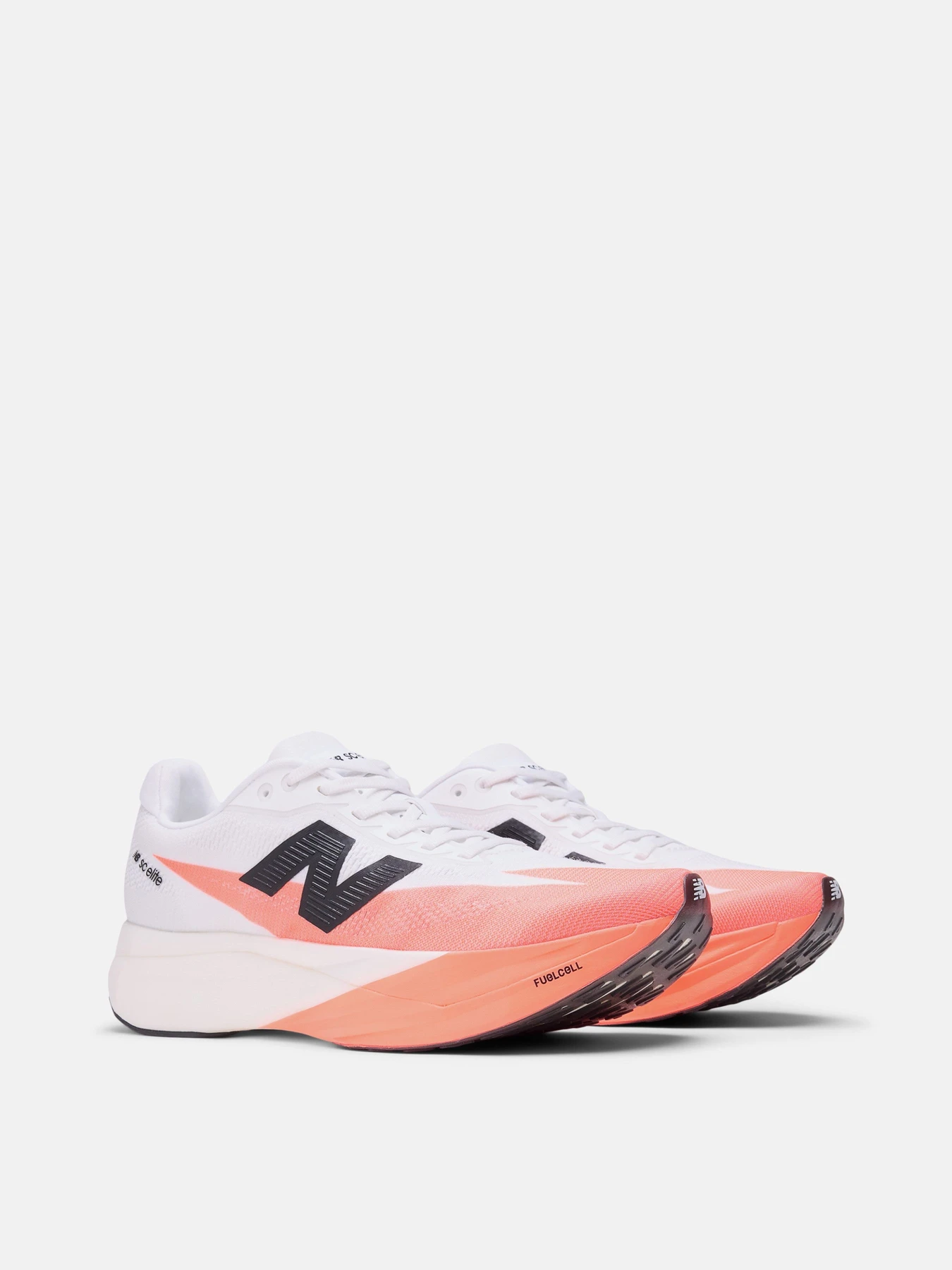 Кроссовки New Balance модель WRCELLR5 Кроссовки New Balance модель WRCELLR5 Фото