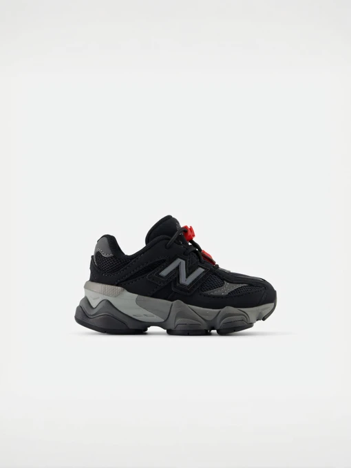 Кросівки New Balance модель IV9060BK Фото