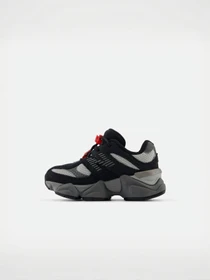 Кроссовки New Balance модель IV9060BK Фото