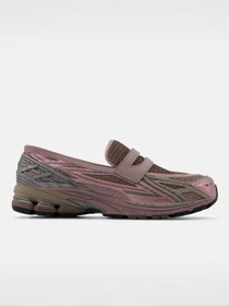Кросівки New Balance модель U1906LAU Фото