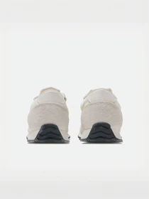 Кросівки New Balance модель U471AM Фото