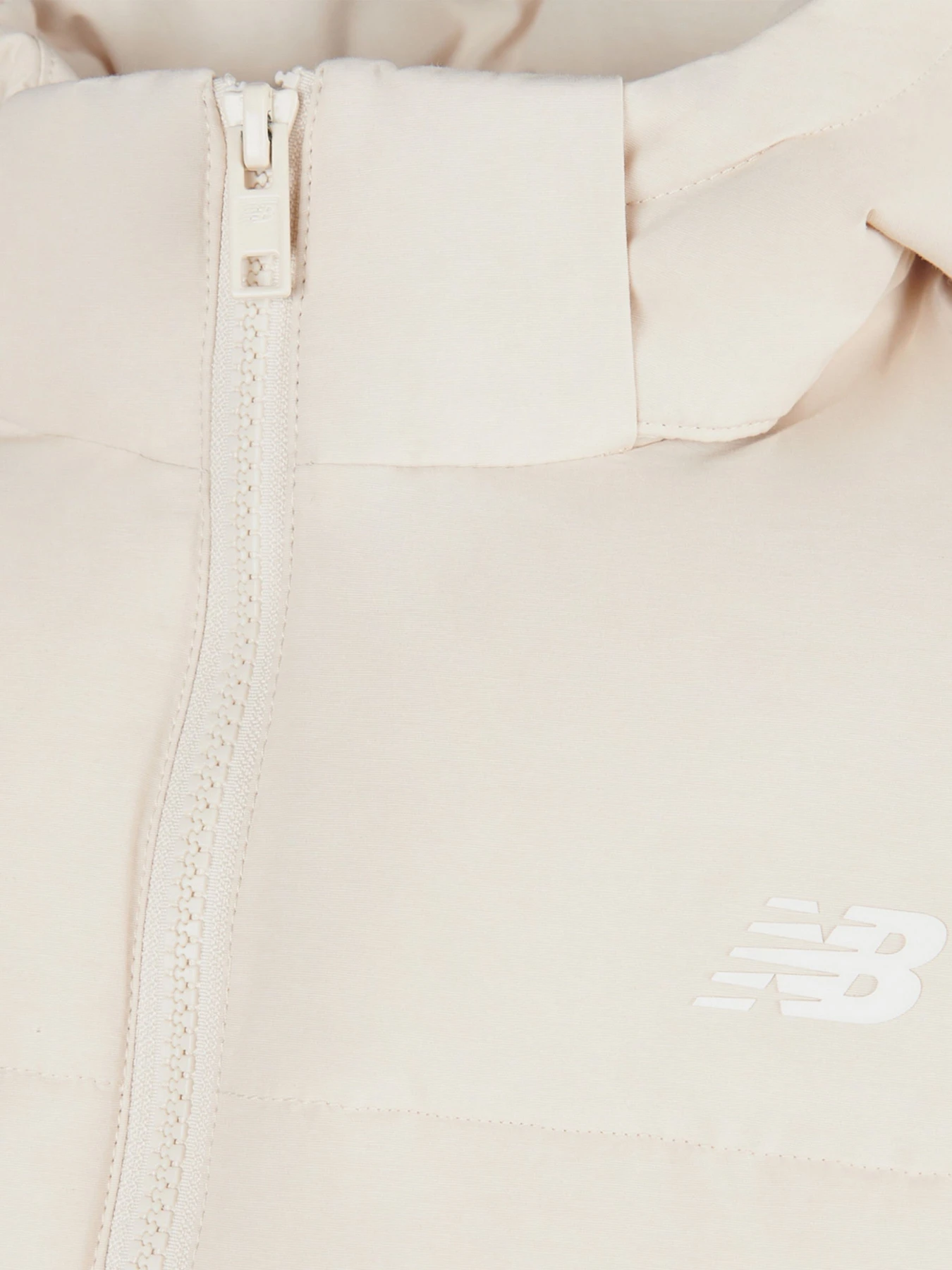 Куртки и дубленки New Balance WIDE BAFFLE PUFFER COAT модель LAKG0230BIS Фото