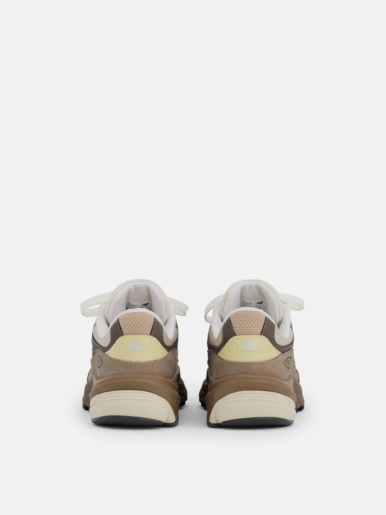 Кроссовки New Balance модель U990SG6 Кроссовки New Balance модель U990SG6 Фото