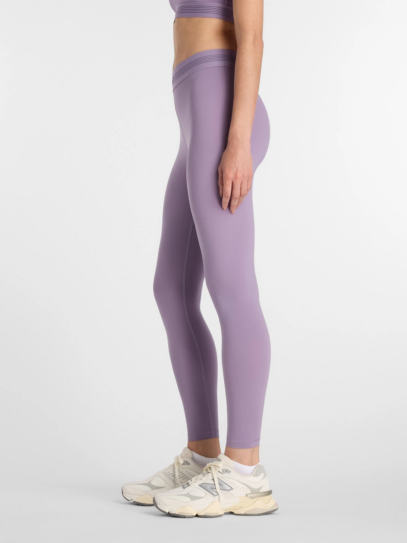 Брюки New Balance AC Legging 25'' модель WB6160E1AA5 Фото