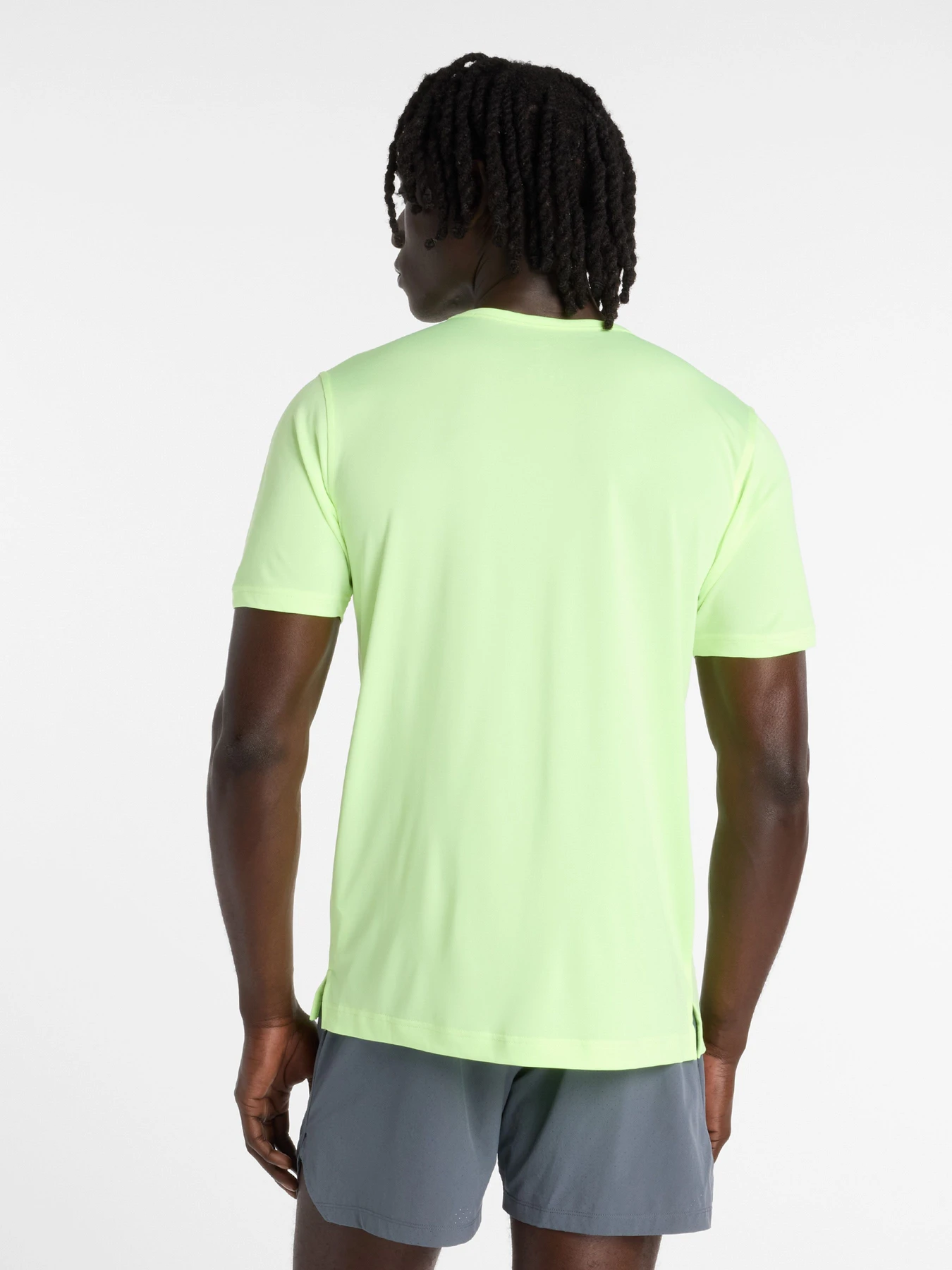 Футболки и поло New Balance Sport Essentials Utility модель MT61O0U4AFG Фото