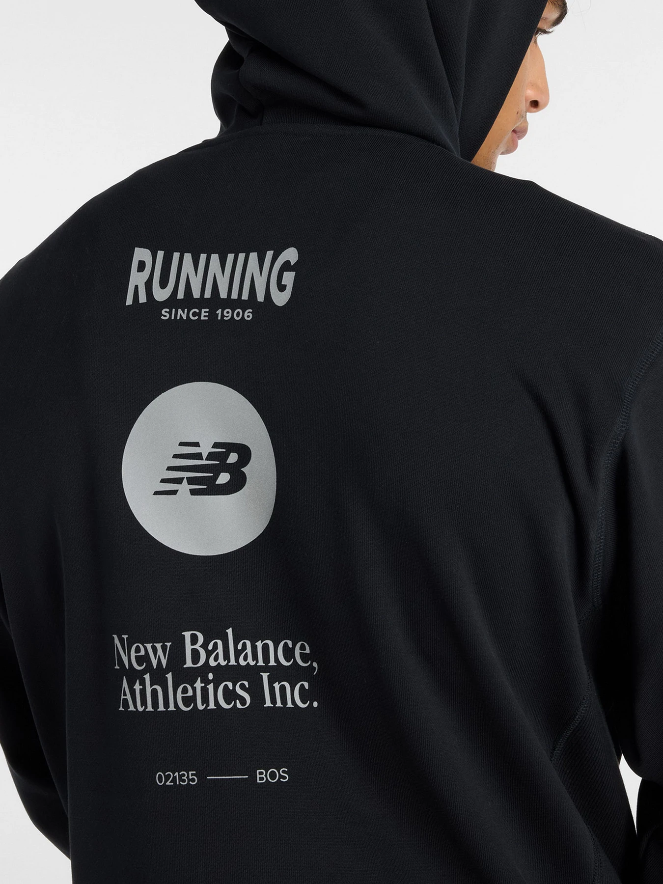 Худи и свитшоты New Balance модель MT61M4JOBK Худи и свитшоты New Balance модель MT61M4JOBK Фото