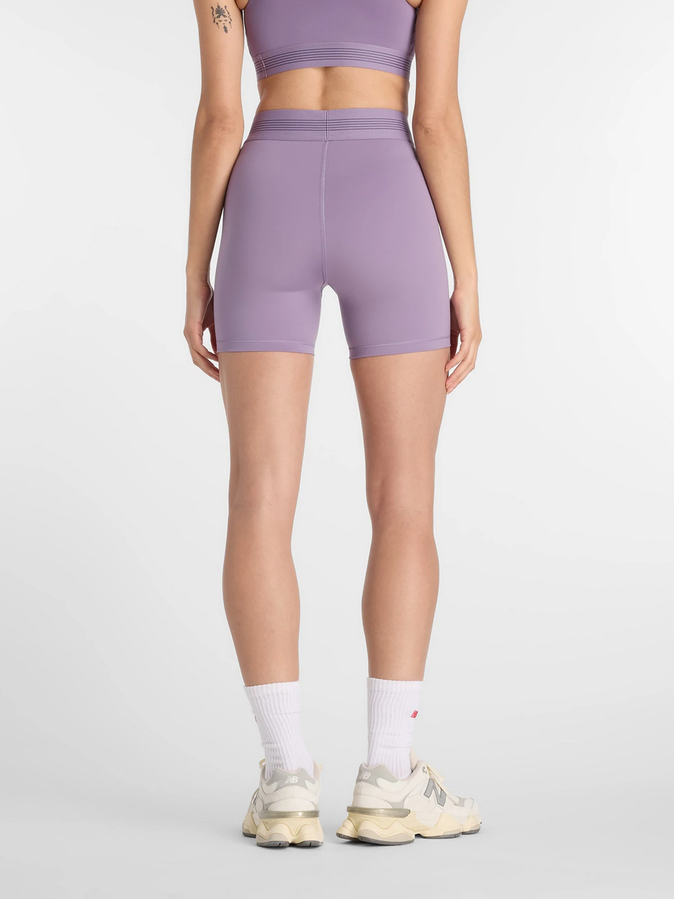 Шорты New Balance модель WB61E4GEAA5 Шорты New Balance модель WB61E4GEAA5 Фото