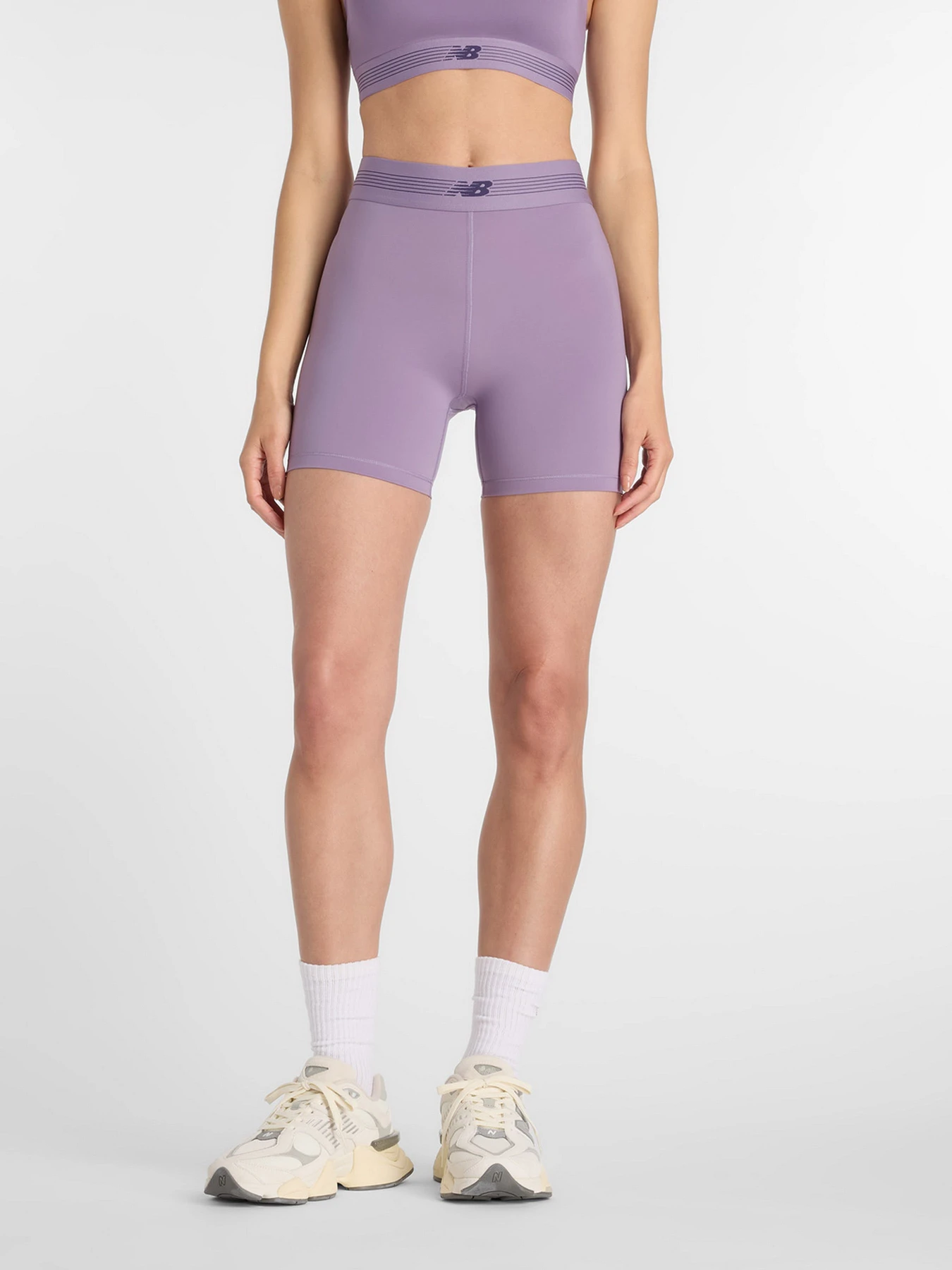 Шорты New Balance модель WB61E4GEAA5 Шорты New Balance модель WB61E4GEAA5 Фото