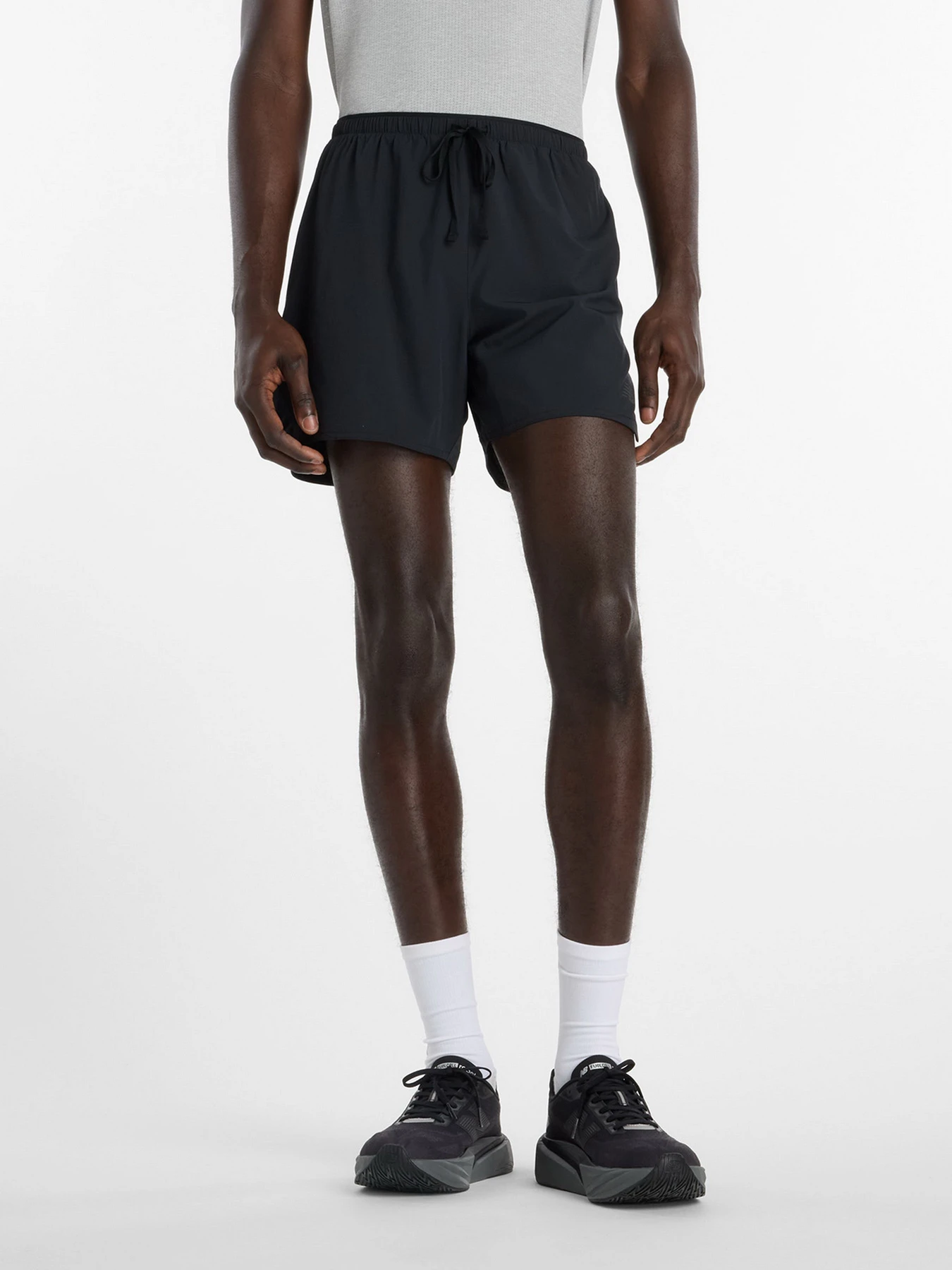 Шорты New Balance модель MB6180TABK Шорты New Balance модель MB6180TABK Фото