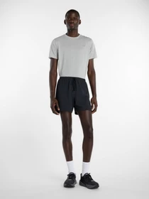 Шорты New Balance модель MB6180TABK Фото