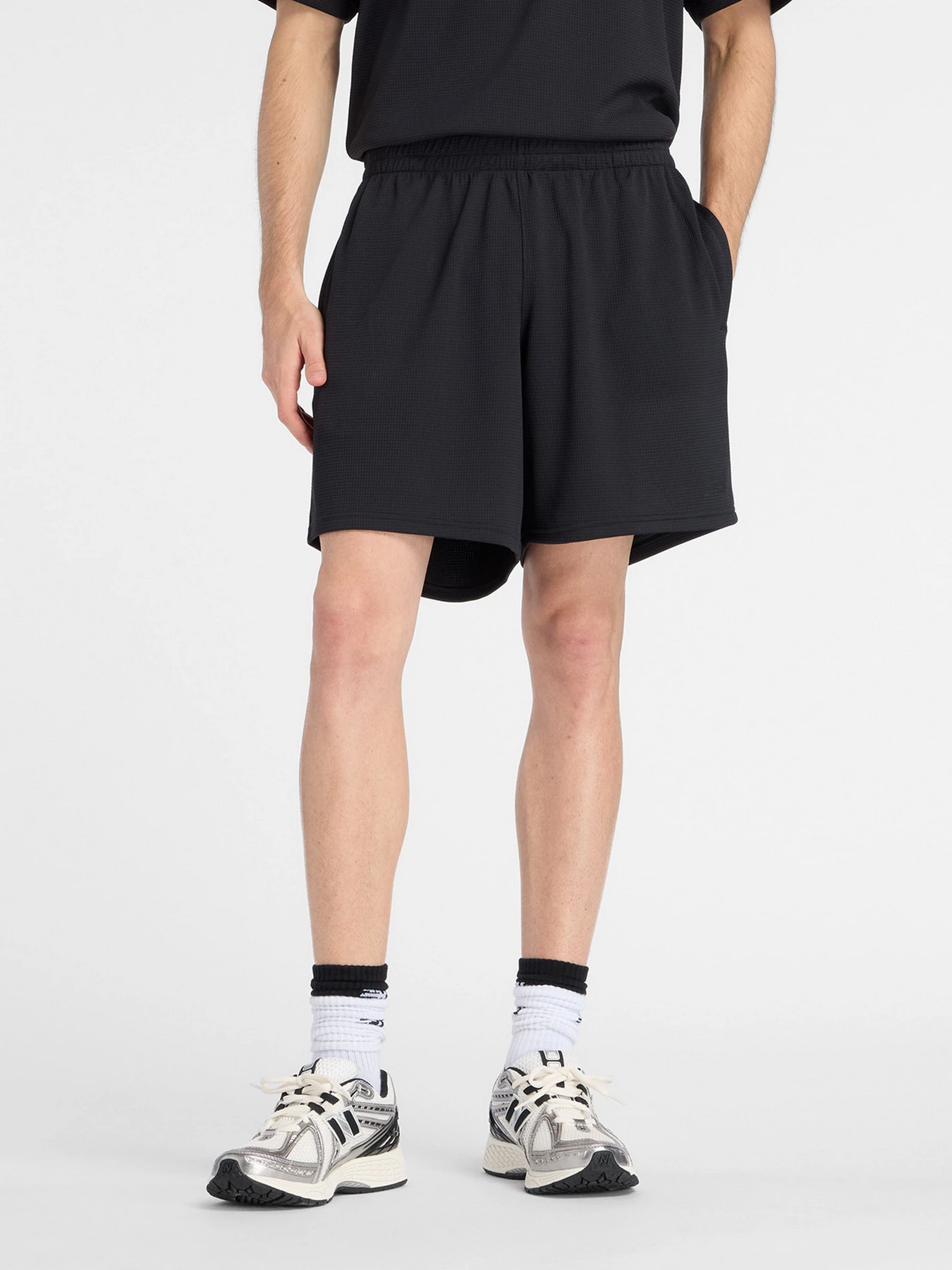 Шорты New Balance модель MB61V17CBK Шорты New Balance модель MB61V17CBK Фото