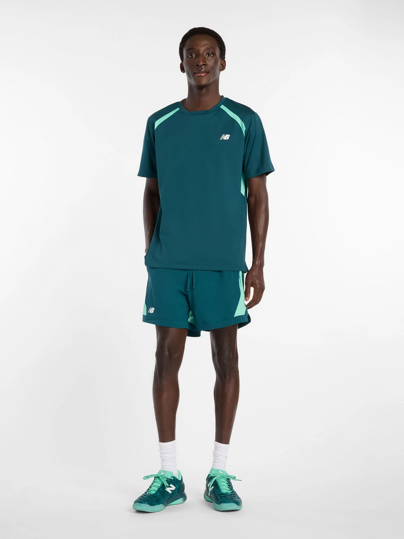 Шорты New Balance модель MB6120HXAAV Шорты New Balance модель MB6120HXAAV Фото