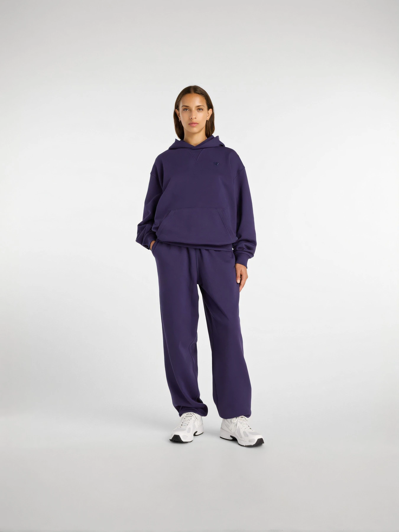 Брюки New Balance модель WP41513BOY Фото