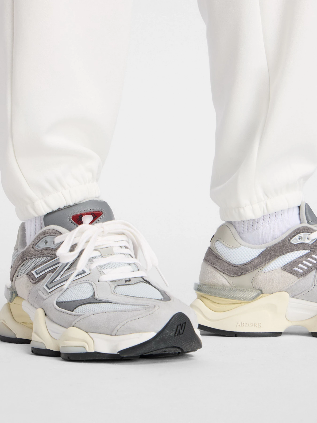 Штани New Balance модель WB61F6PISST Штани New Balance модель WB61F6PISST Фото