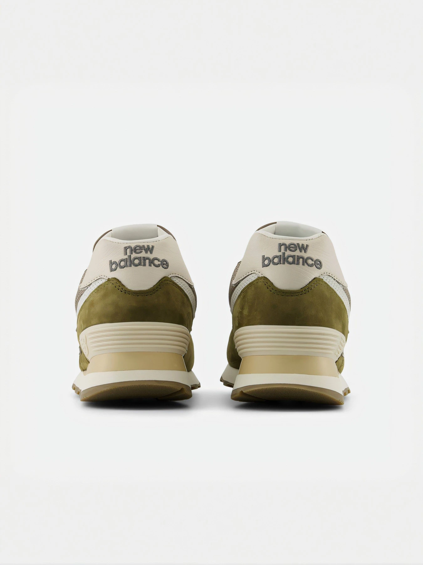Кросівки New Balance модель U5742RG Кросівки New Balance модель U5742RG Фото