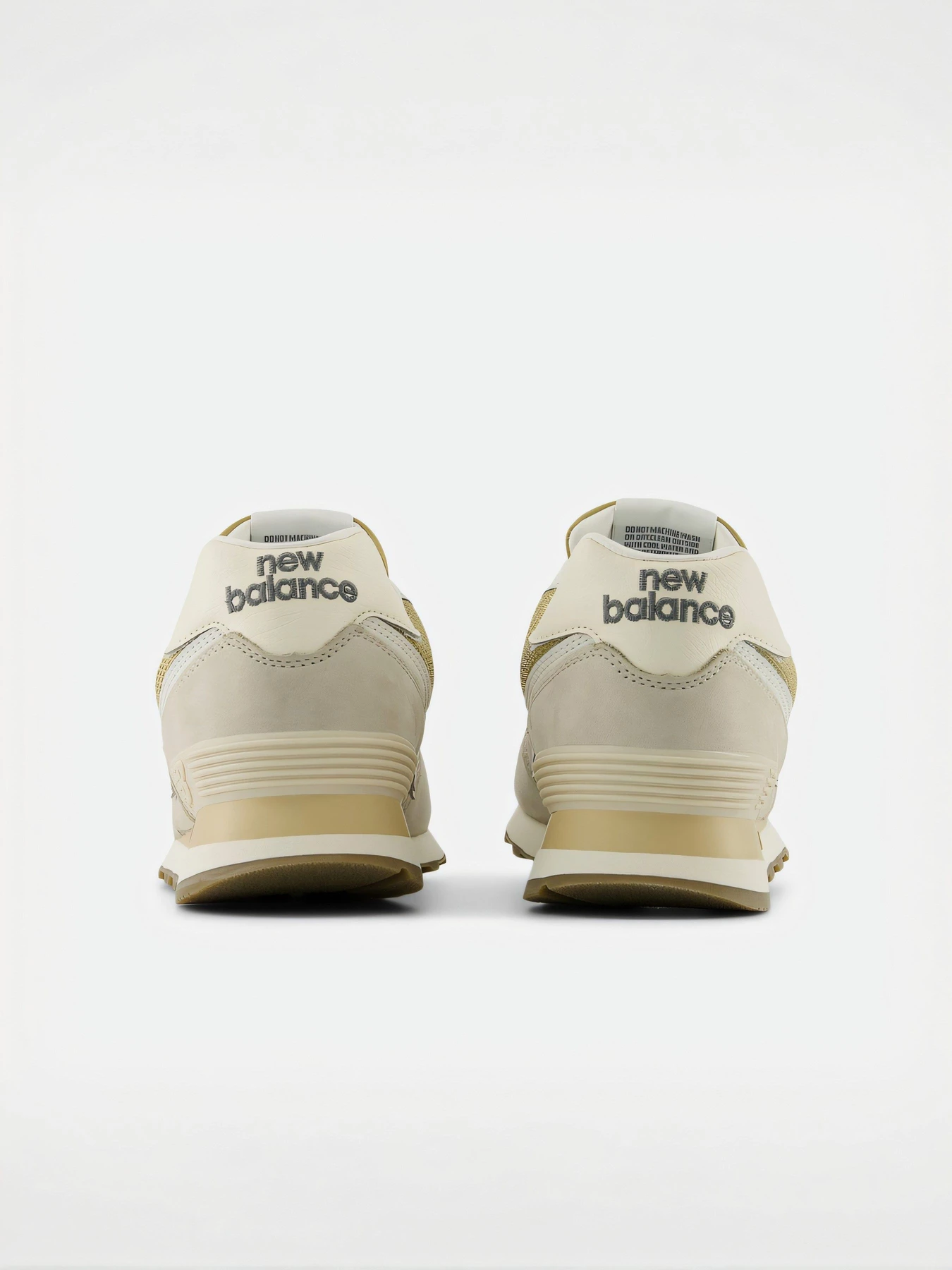 Кросівки New Balance модель U5748DF Кросівки New Balance модель U5748DF Фото