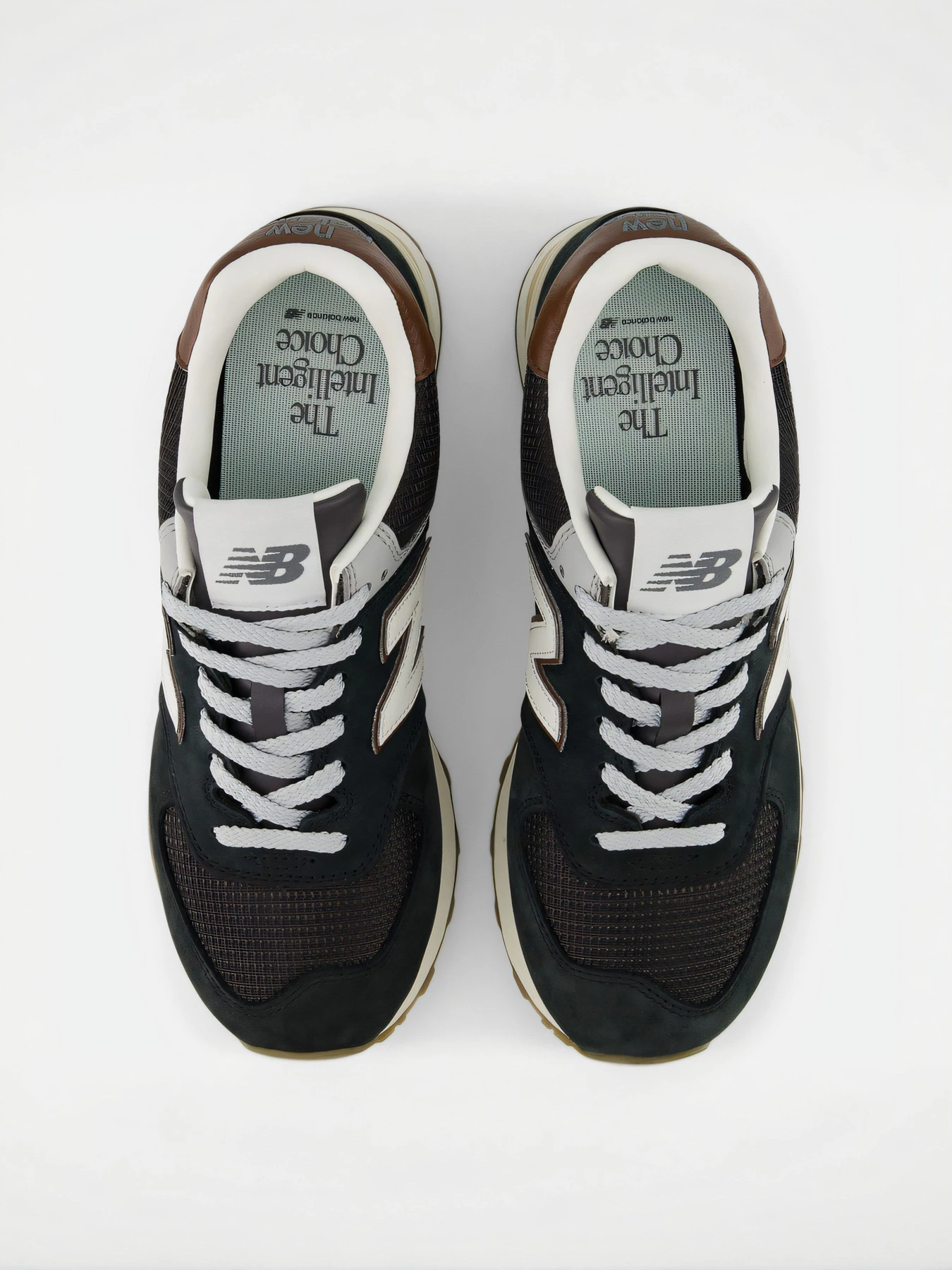 Кросівки New Balance модель U5748SB Кросівки New Balance модель U5748SB Фото