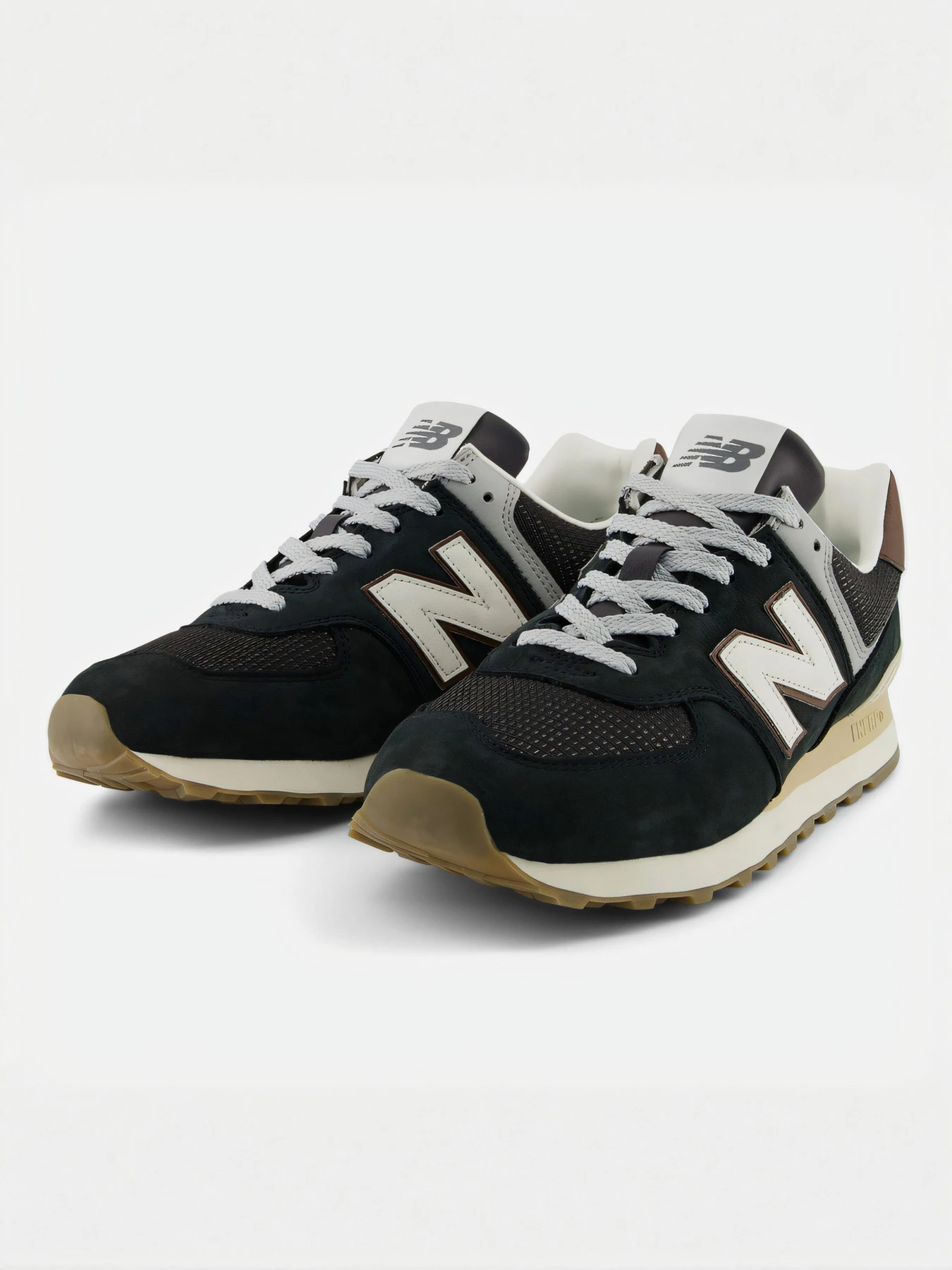 Кросівки New Balance модель U5748SB Кросівки New Balance модель U5748SB Фото