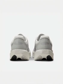Кроссовки New Balance модель MFCX3NO Фото