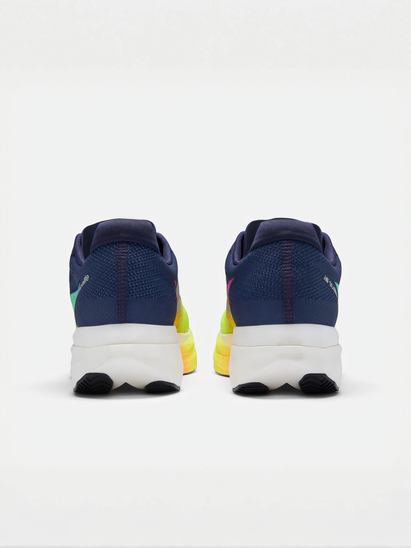 Кроссовки New Balance модель MRCEL79H Кроссовки New Balance модель MRCEL79H Фото