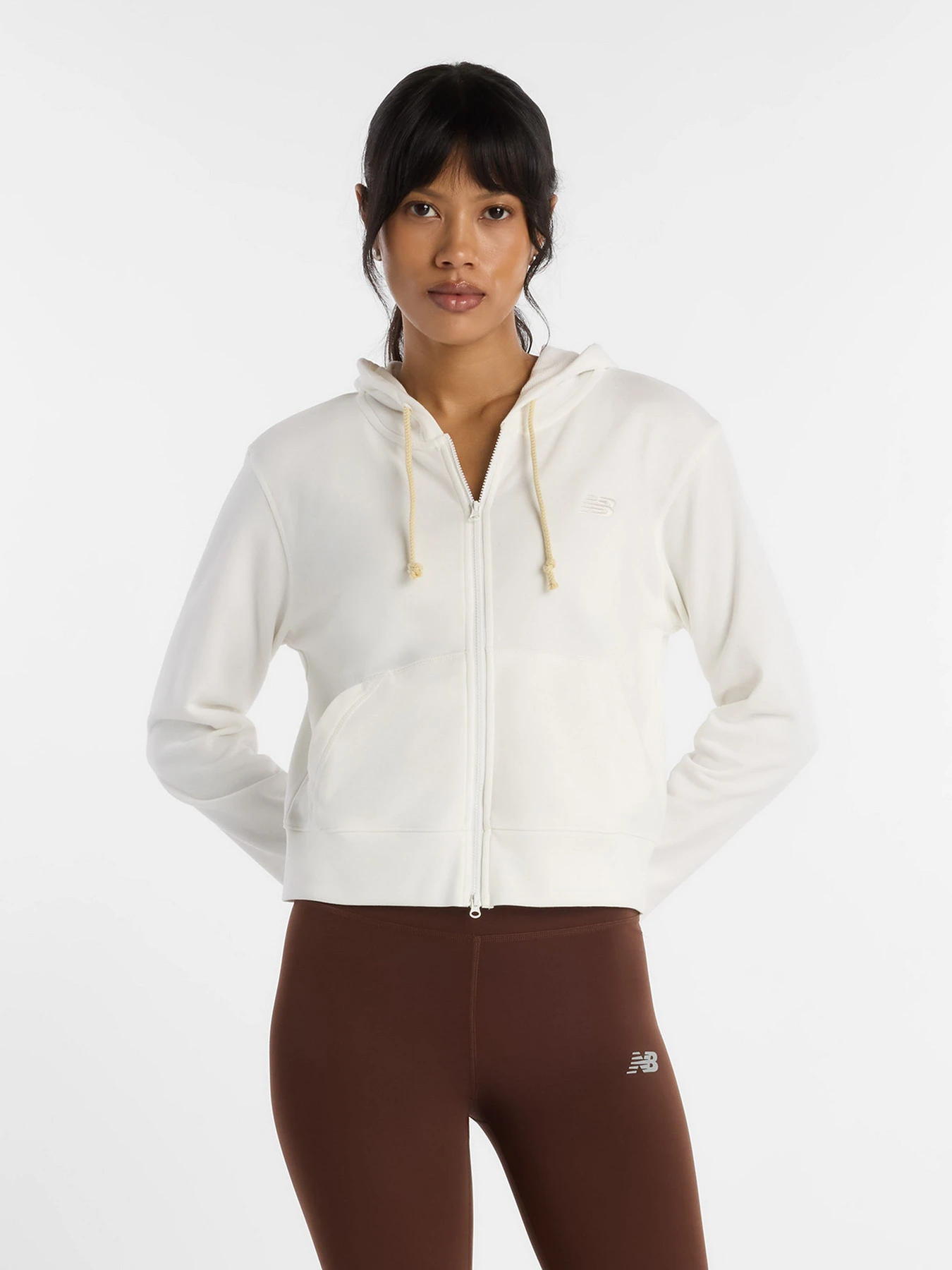 Худи и свитшоты New Balance модель WJ53508SST Фото