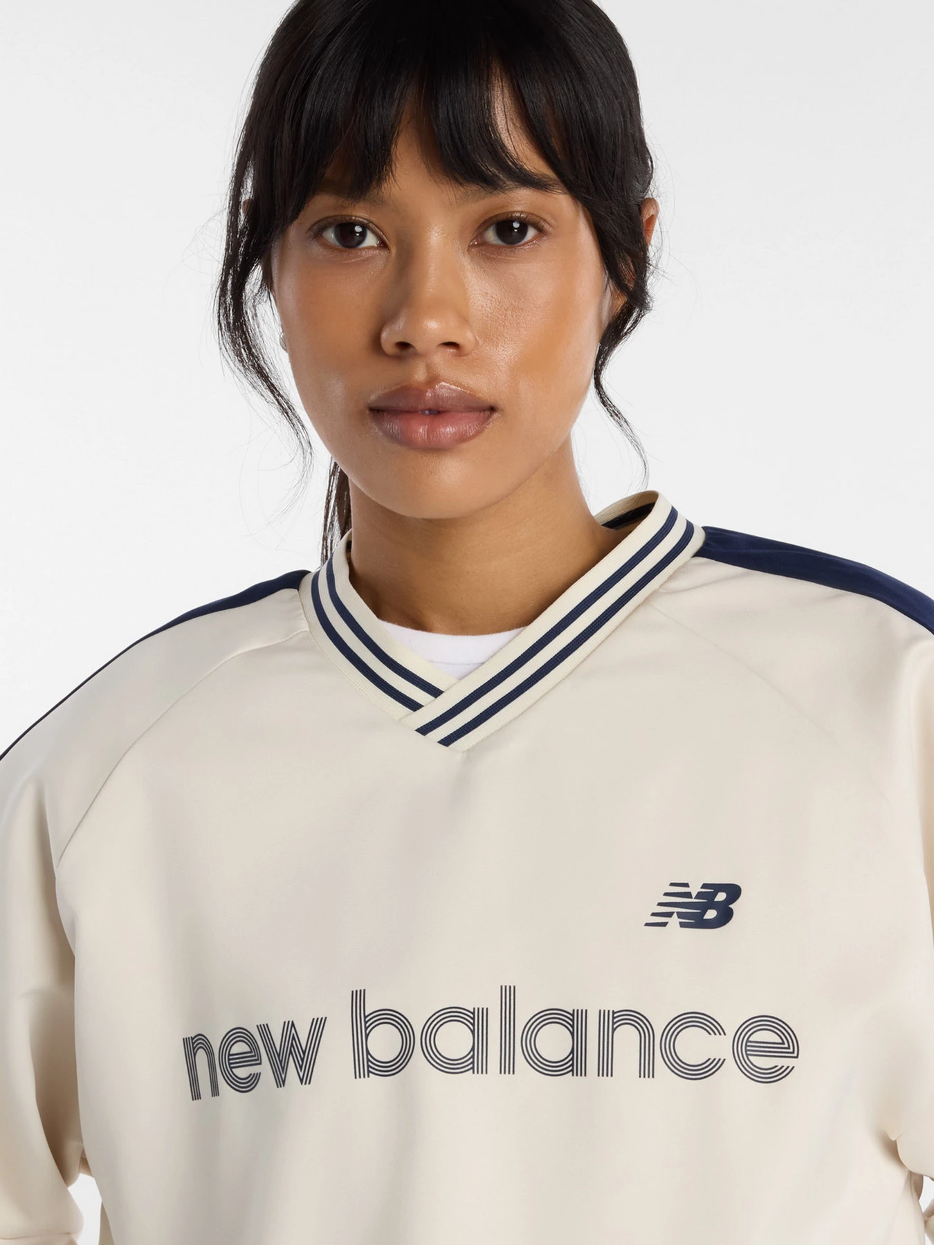 Худи и свитшоты New Balance модель WT61145ILIN Фото