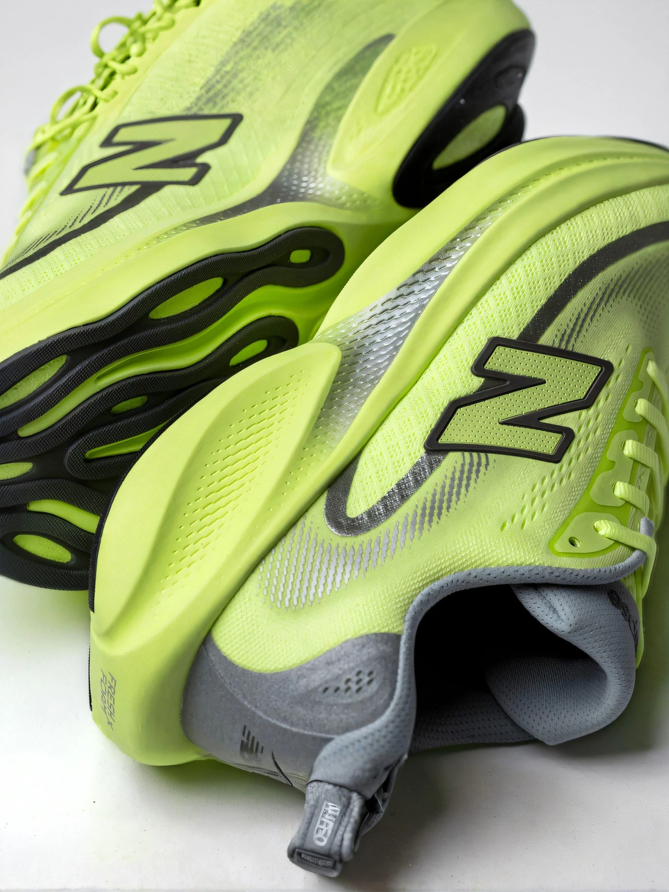 Кроссовки New Balance модель WELPS8NK Фото